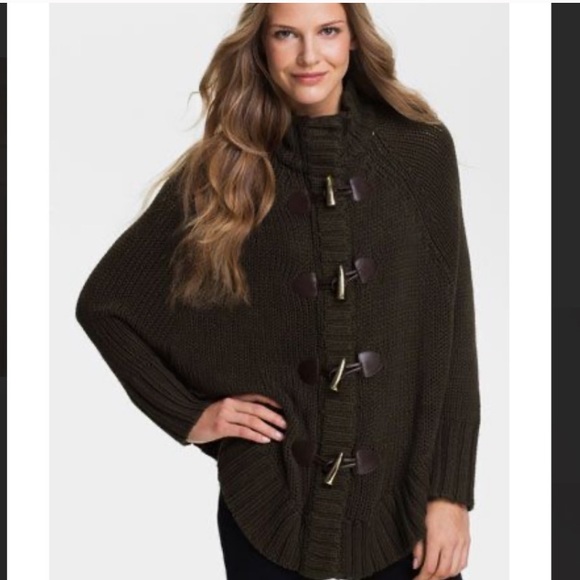 FYLO Olive Green Zip Poncho - Picture 1 of 7